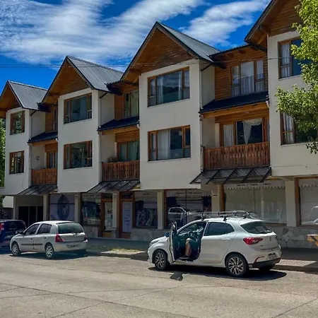 Departamento Amplio Y Centrico Apartment San Martin de los Andes Exterior photo